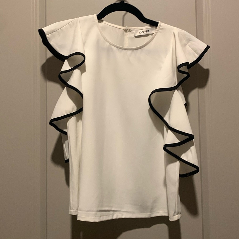 White with black trim. Size Snall
